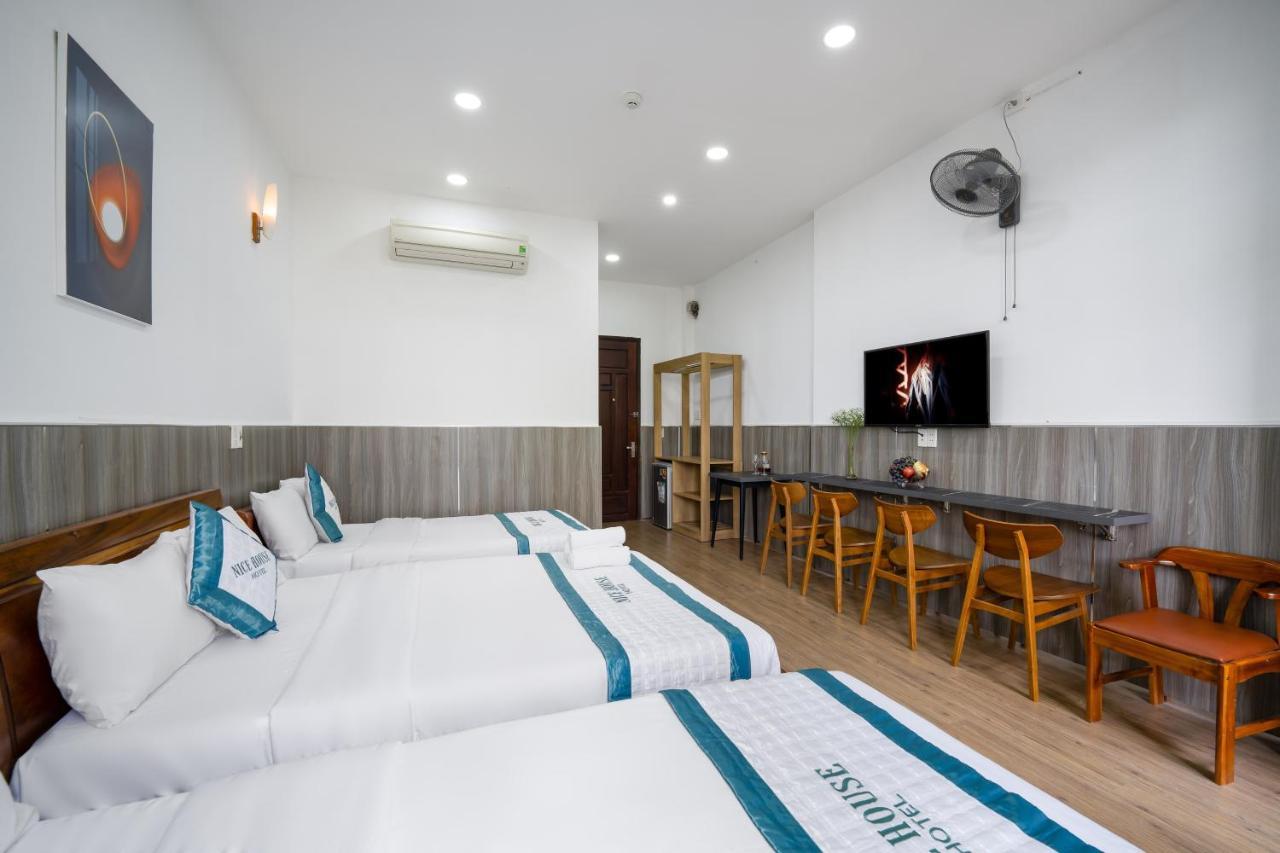 דה נאנג Nice House Hotel - Near My Khe Beach מראה חיצוני תמונה