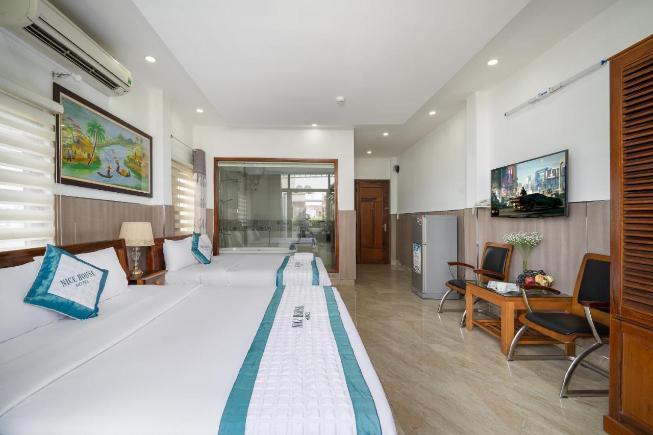 דה נאנג Nice House Hotel - Near My Khe Beach מראה חיצוני תמונה