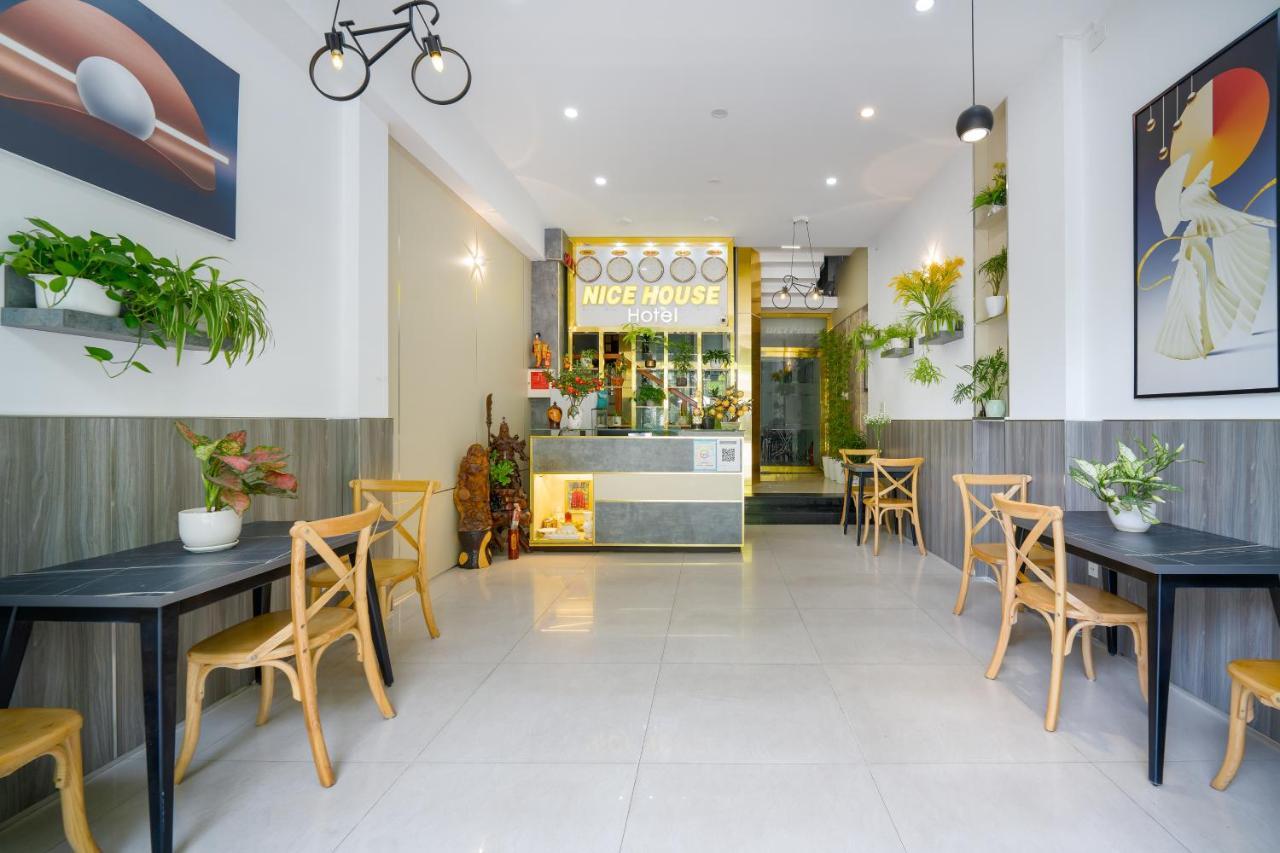 דה נאנג Nice House Hotel - Near My Khe Beach מראה חיצוני תמונה